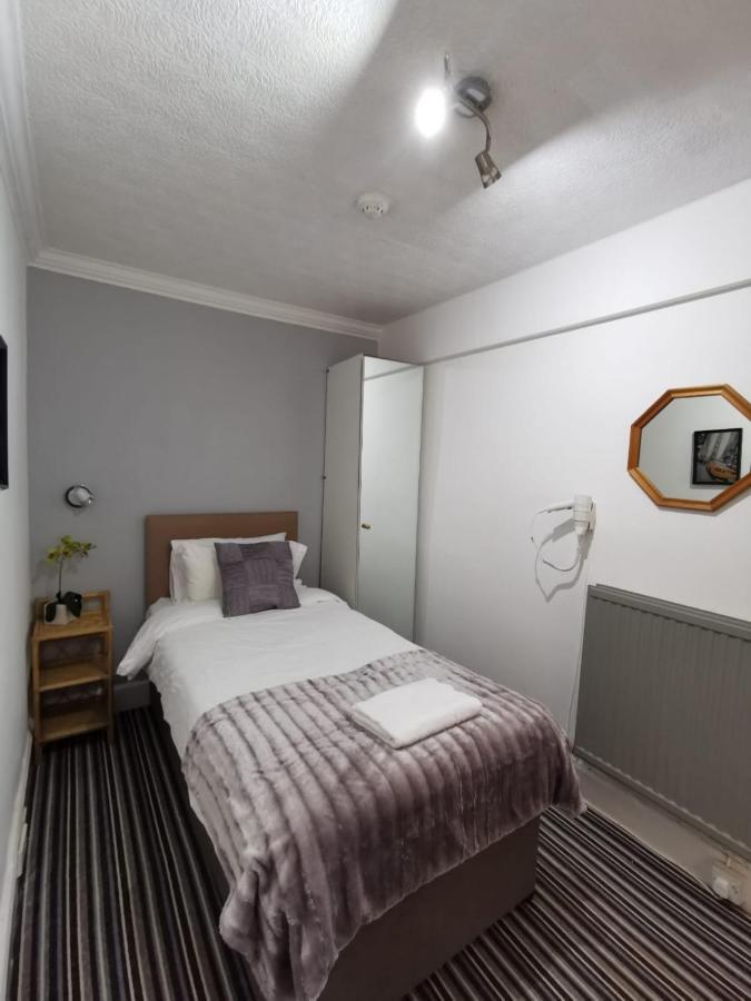 Edinburgh Rays Guest House Ngoại thất bức ảnh